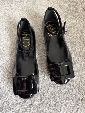 Roger Vivier Black Patent Leather Buckle Mary Jane Ballerina Strap Flats Girl 27